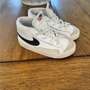 Nike Kids High-Top Sneakers - White and Black Accents